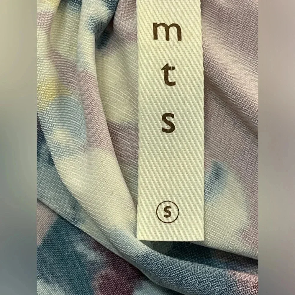 M t s Pink swing tunic dress with blue and white‎ roses
